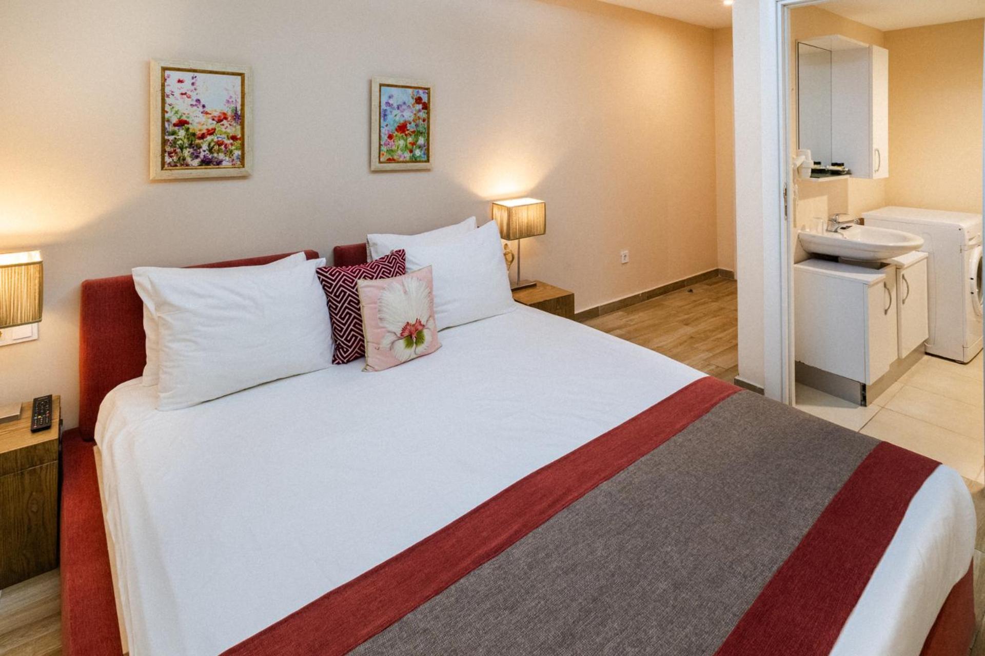 Cheya Sisli Bnb Medical & Business City Center Tesvikiye Suites And Apartments Стамбул Екстер'єр фото
